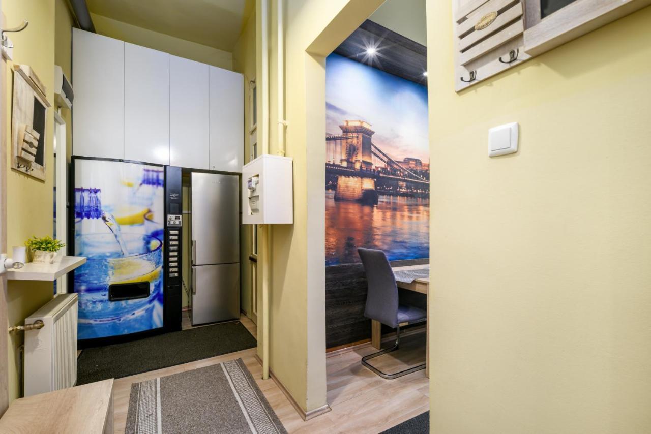 Downtown Deluxe-Two Bedroom Apartment With Sauna Budapest Kültér fotó