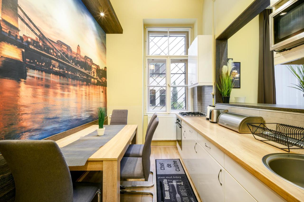 Downtown Deluxe-Two Bedroom Apartment With Sauna Budapest Kültér fotó